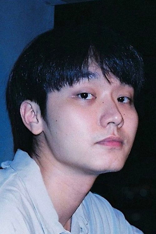 Tatchapol Thitiapichai as Senior with the Red Armband