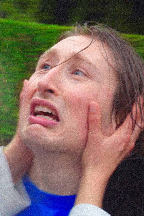 Paulin Grenade as Bleuet