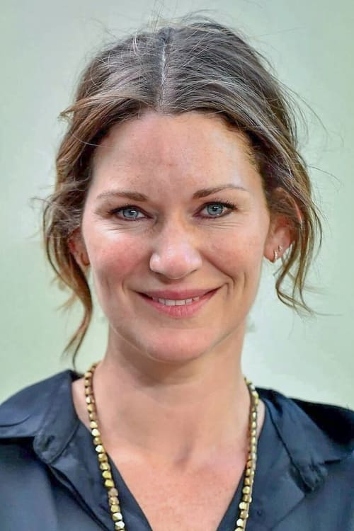 Patricia Potter as Caroline