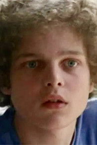 Anders Agensø as Bo