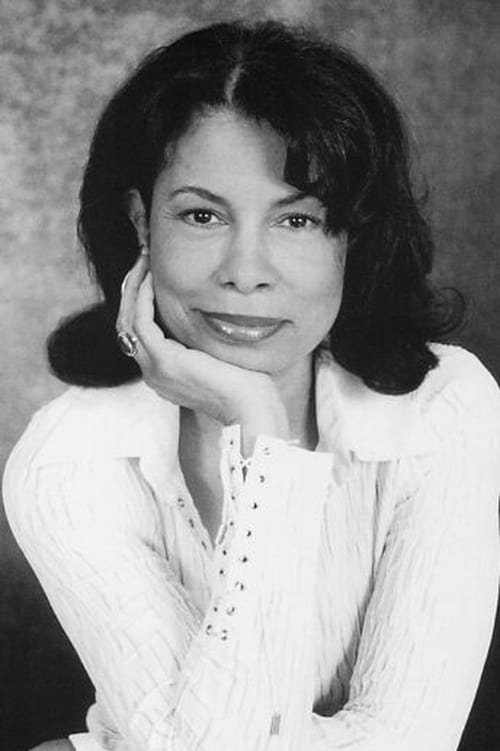 Mariann Aalda as O.J.'s Mom Eunice