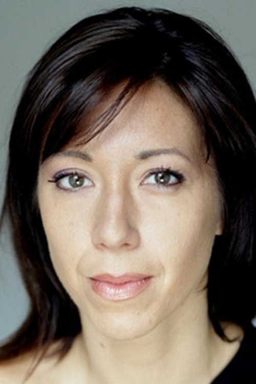 Estelle Simon as L'agent immobiler