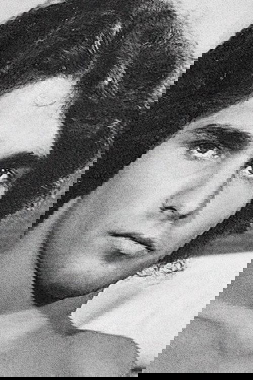 George Payne as Taller Soldier with Bobbie