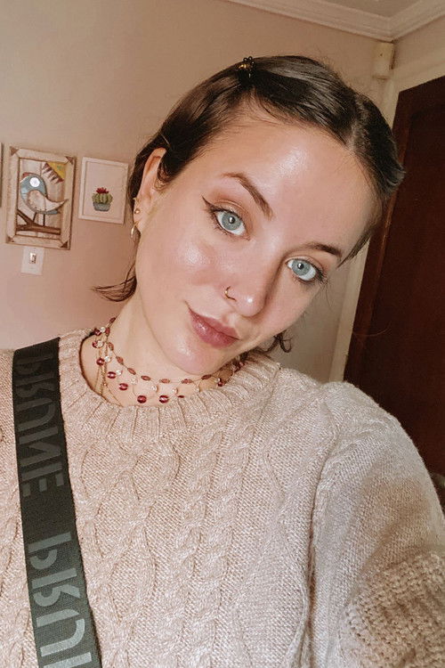 Brenda Bakst as Edgardo's mother