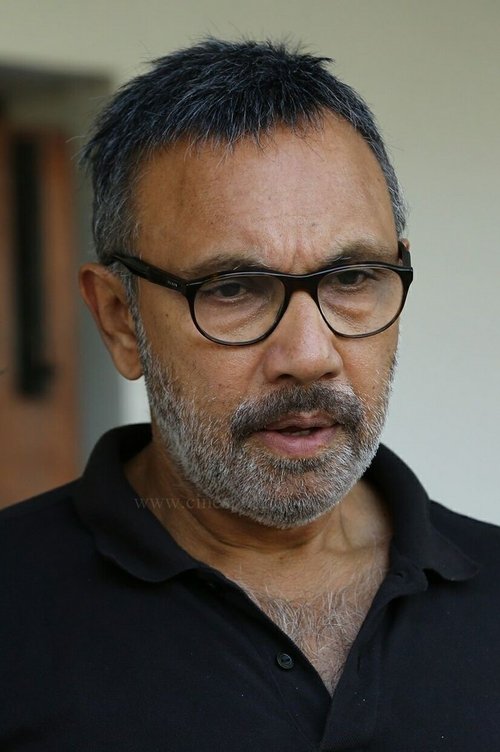 Sathyaraj as Rathnavel