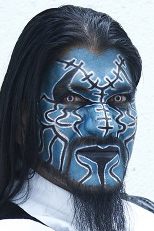 Marcos Tinajero as Dark Ozz