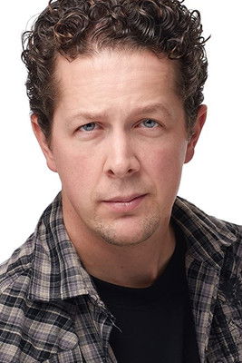 Jeremy Cormier as Leo