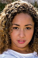 Laysa Lins as Laysa Lins