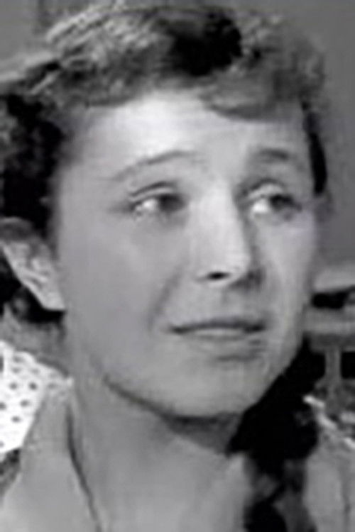 Olga Dzisiko as Надежда Петровна