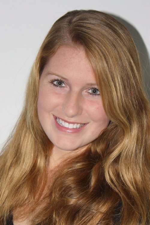 Rylee Ryan as High School Dancer