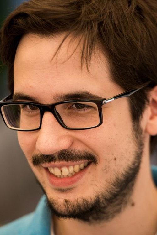 Lóránt Csorba as Portugese guy