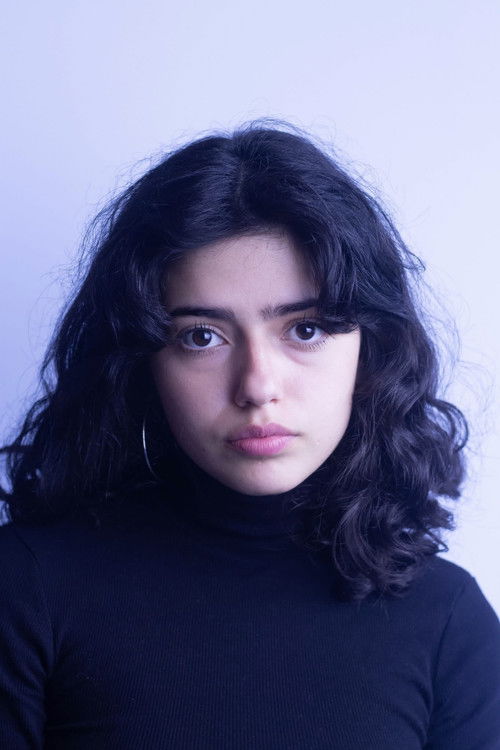 Alejandra Kikidis as Fátima