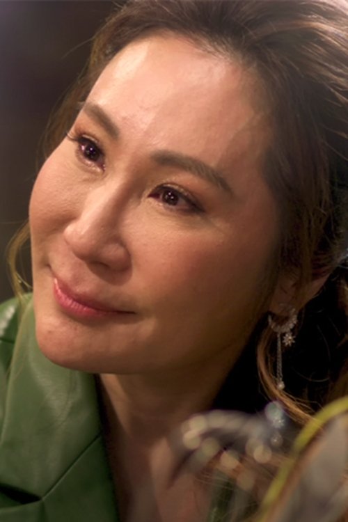 Praephan Hirunsrisoontorn as Gambler