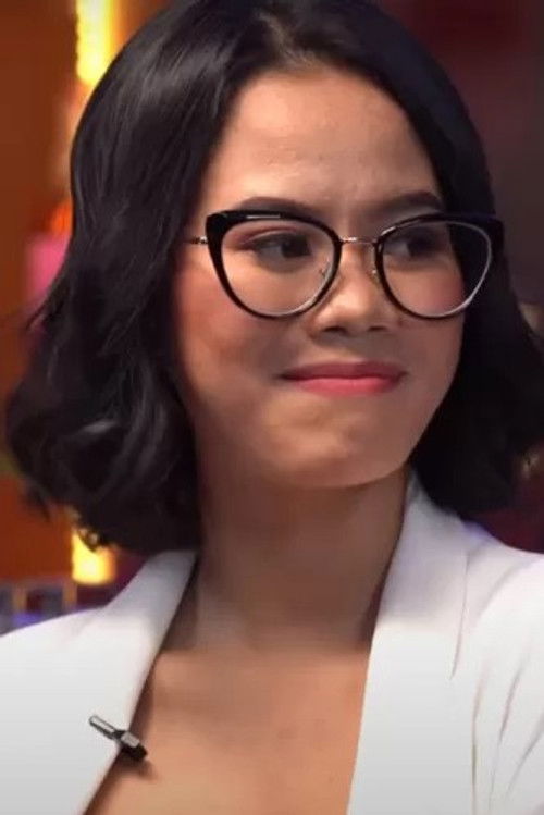 Fransiska Candra Novitasari as Siskaeee