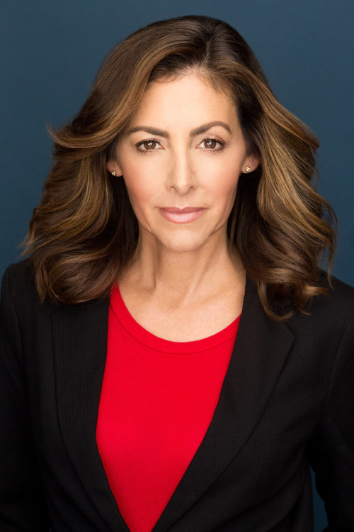 Katherine Kamhi as Meg