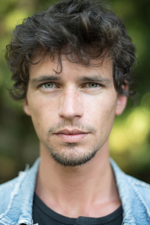 Stefano Rossi as Hadrian