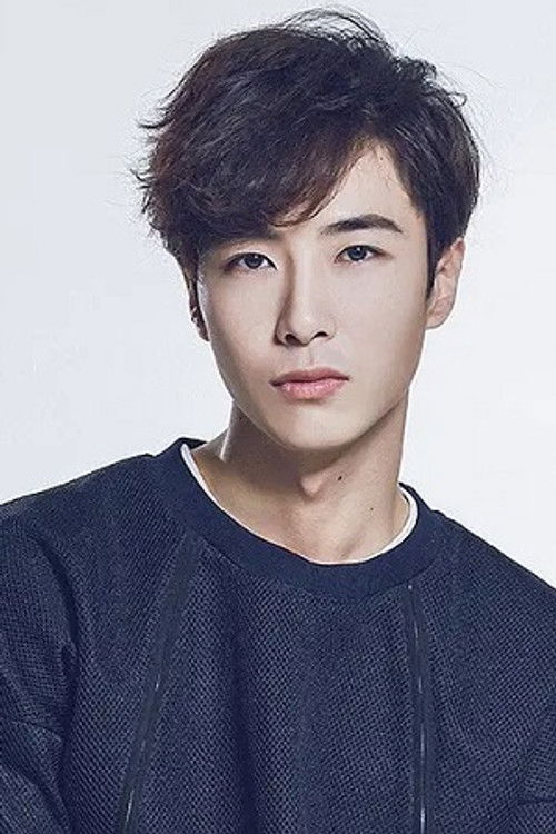 Лю Юй Тун as Zhu Yin