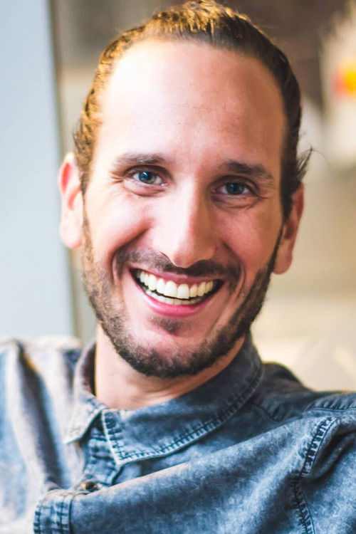 Ricardo van de Sande as Self