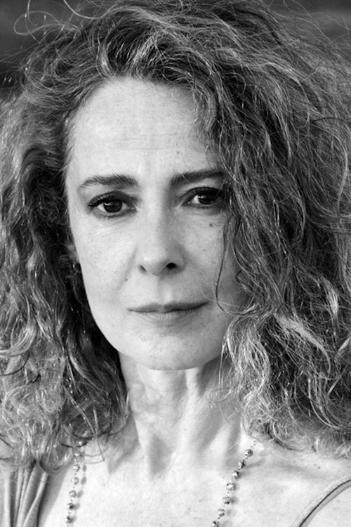 Luisa Maneri as Andréa Charrier