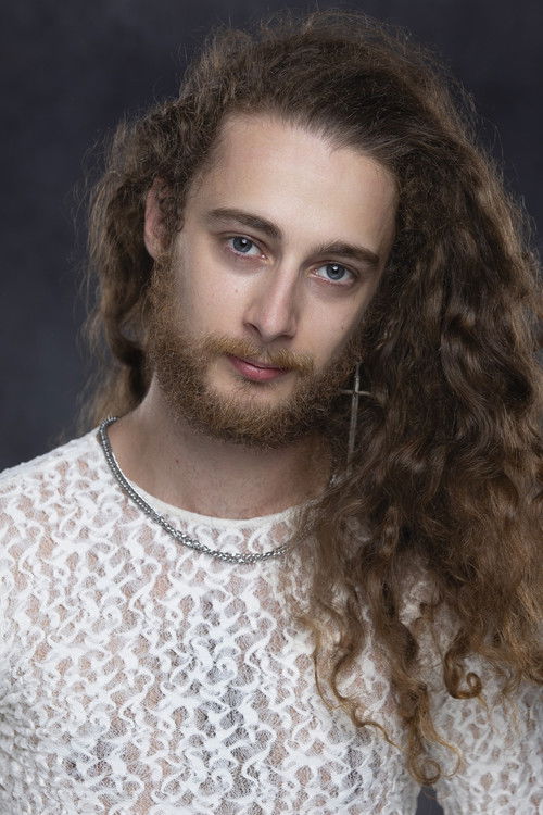 Mauro Costa as Alfredo