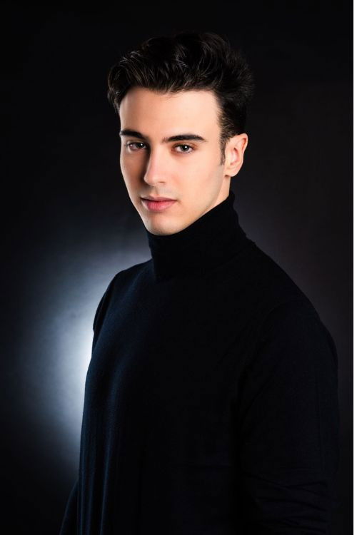 Álvaro Orive as Jaime (hermano)