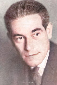 Alfred Schlageter as Sir Humphry