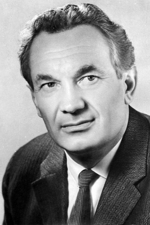 Ivan Pereverzev as Gen. Chuykov