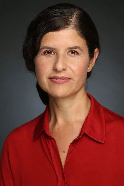 Belén Orcajo as Benigna