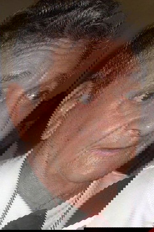 Huerequeque Enrique Bohórquez as Self - Actor