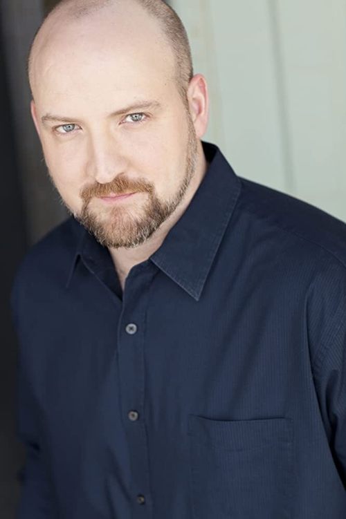 Sean Patrick Leonard as Greg Horton