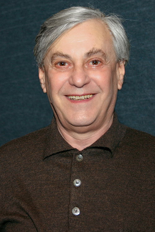 Tamás Végvári as Tibor