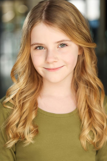 Miriam Spumpkin as Sally