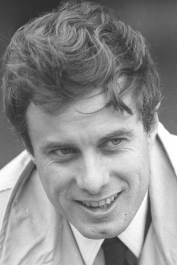 Enzo Doria as Il Marinaio Che Balla (uncredited)