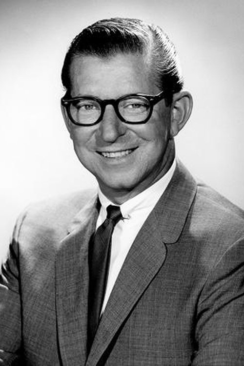 Bill Baldwin as TV Movie Host (uncredited)