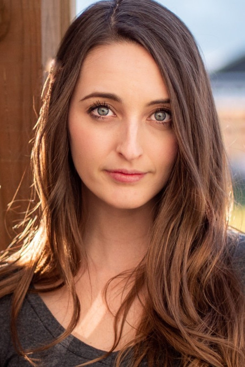 Zuzu Weingart as Maggie