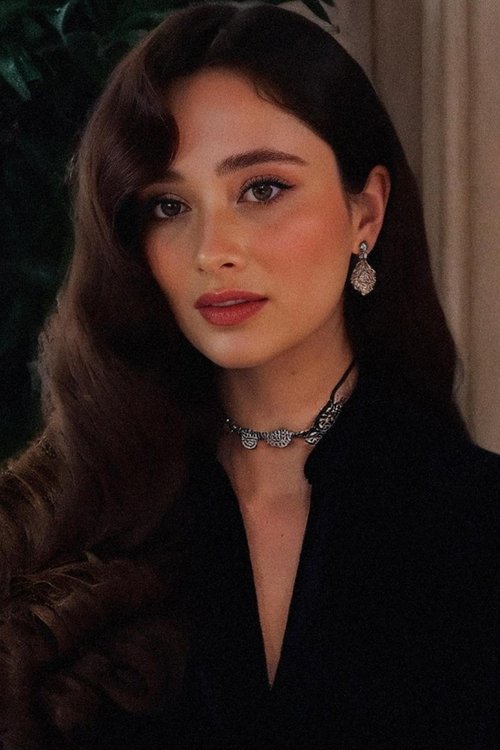 Darina Porhun as Lola