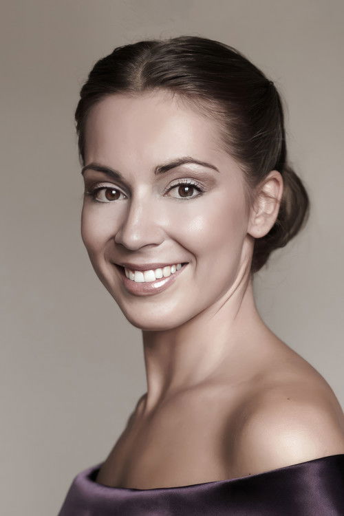 Adriana Kučerová as Mercédès