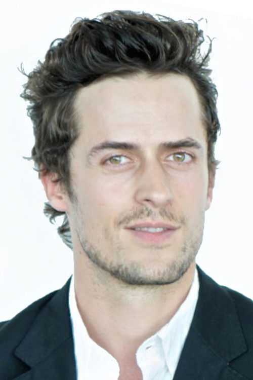 Eric Monjoin as Coffee shop patron