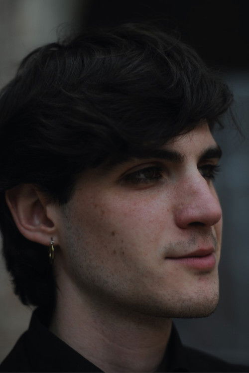 Elio Musacchio as Gigi