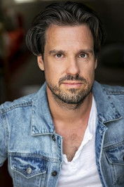 Robert Jozinović as Van Patton