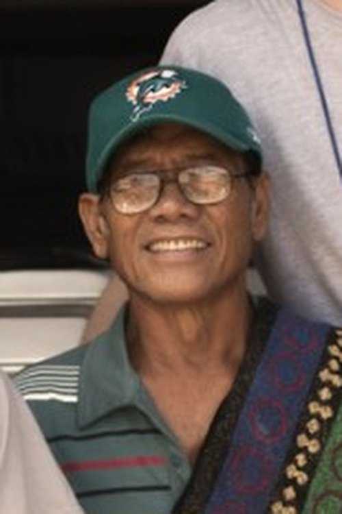 Eddie Nicart as Kuli