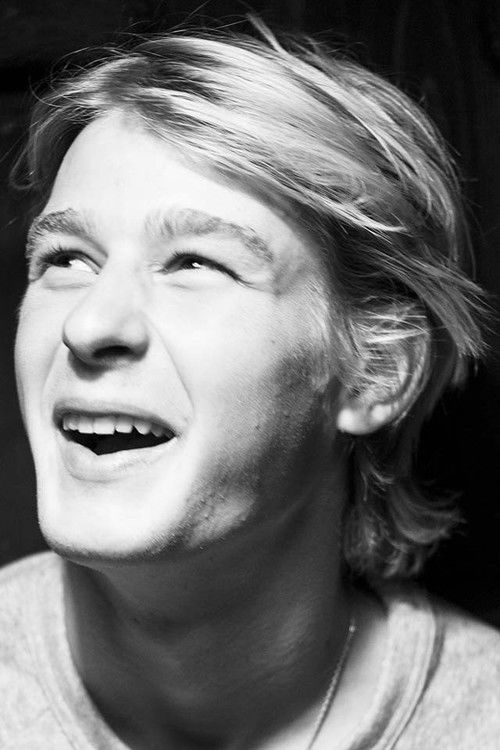 Hugo Boserup as Guest Skater