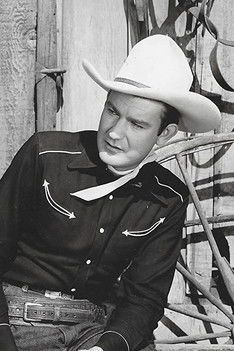 Tex Williams as Buck McCloud aka Cheyenne Jones