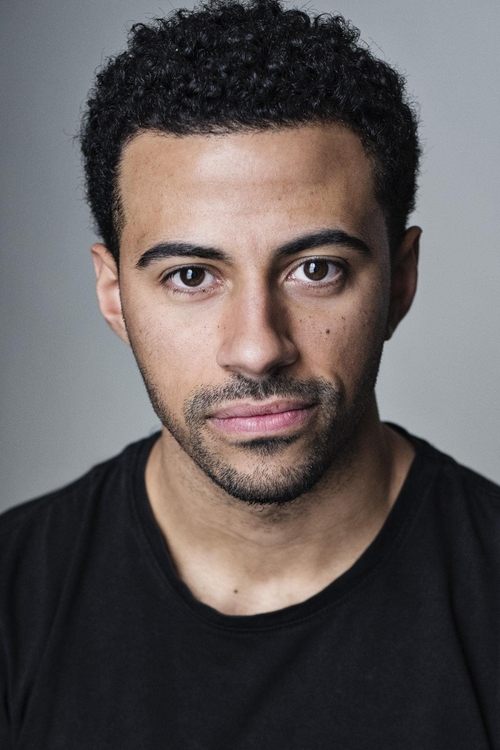 Dean Fagan as Mikey Craig