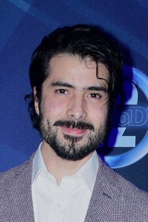 José Ángel Bichir as Mateo