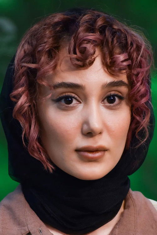 Saghi Hajipour as Marzieh Madadi