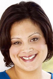 Stephanie Tauevihi as Roseanna