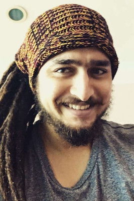 Jay Bodas as Freddy Fernandes