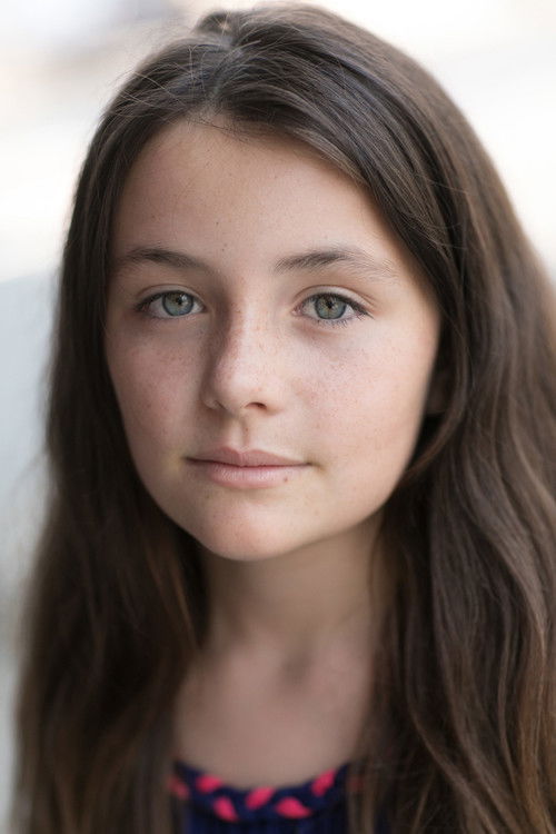 Sydney Lovering as Paula Prentice