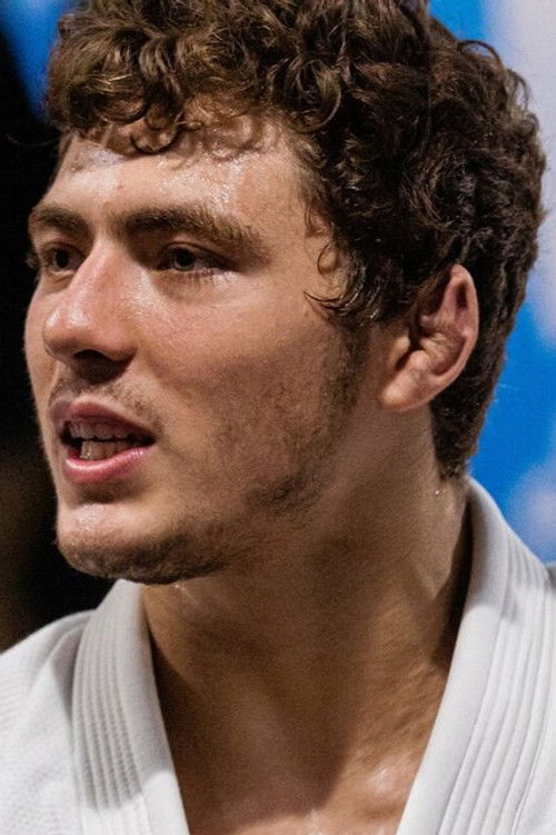 Roberto Jimenez as Self